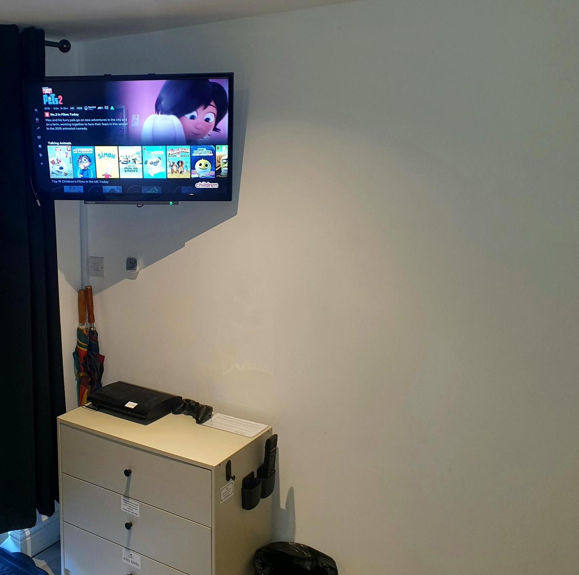 Idyllic 2 Bedroom Self-Contained Upsidedown Annexe 兰德林多德威尔斯 外观 照片